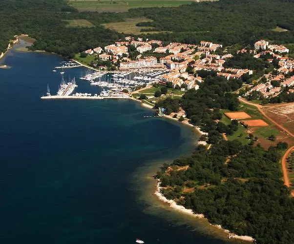 Apartment Porec アパート