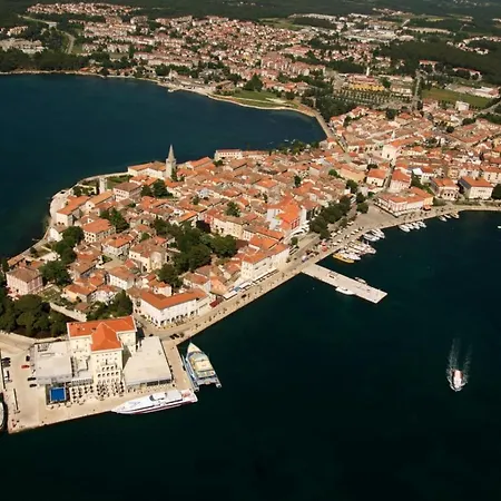 Apartment Porec (228-1) * Poreč