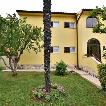 Apartment Porec (228-1)